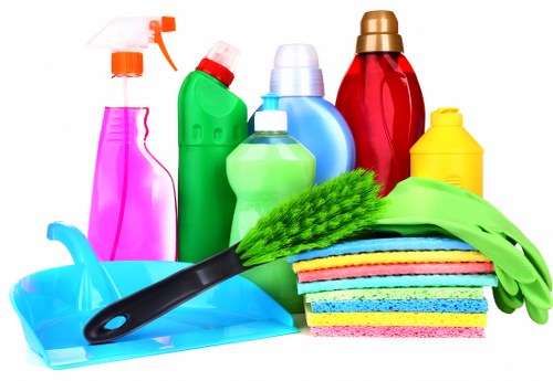 Vacuuming and floor cleaning in a local NW8 tenancy property
